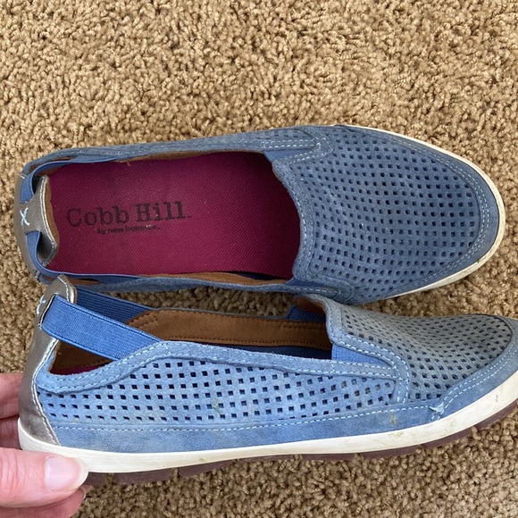 Cobb Hill Suede Slip-on Shoes Size 6.5 - Picture 3 of 6